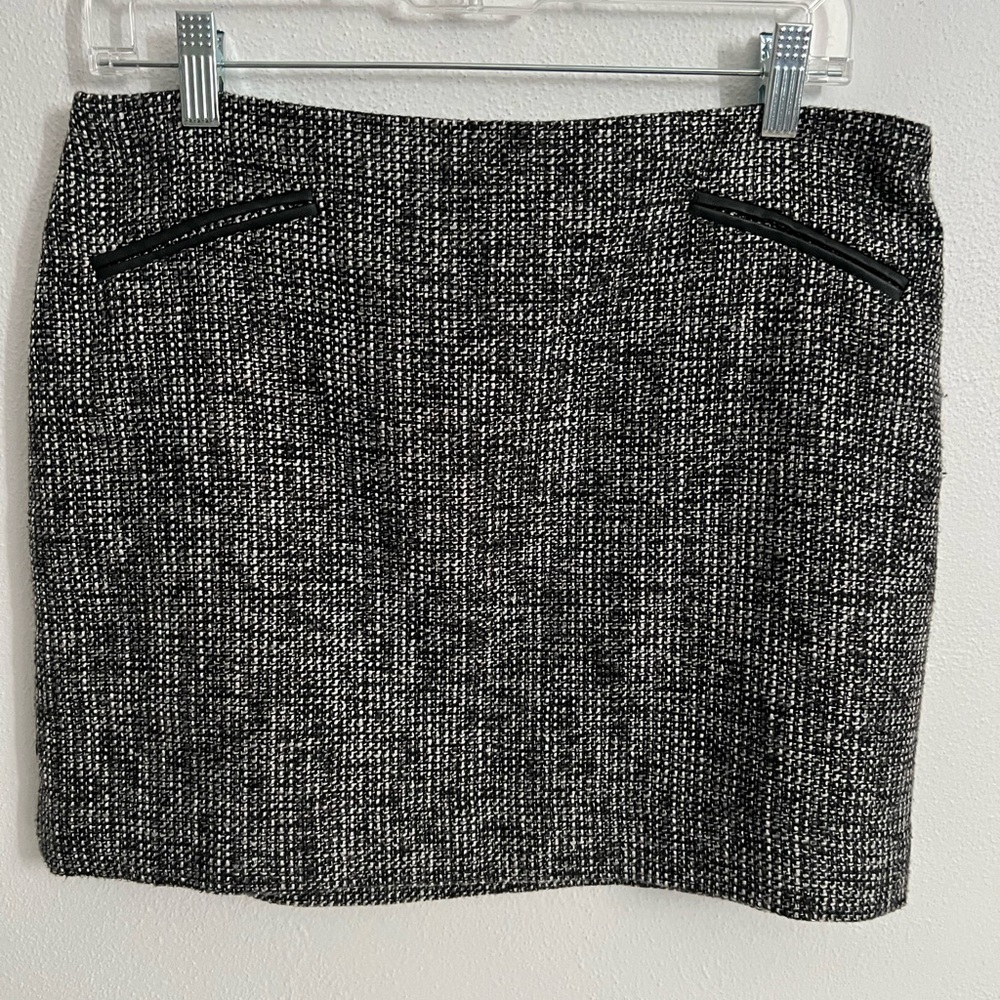 Banana‎ Republic Tweed Preppy Career Black White Lined Short Pencil Skirt 10P